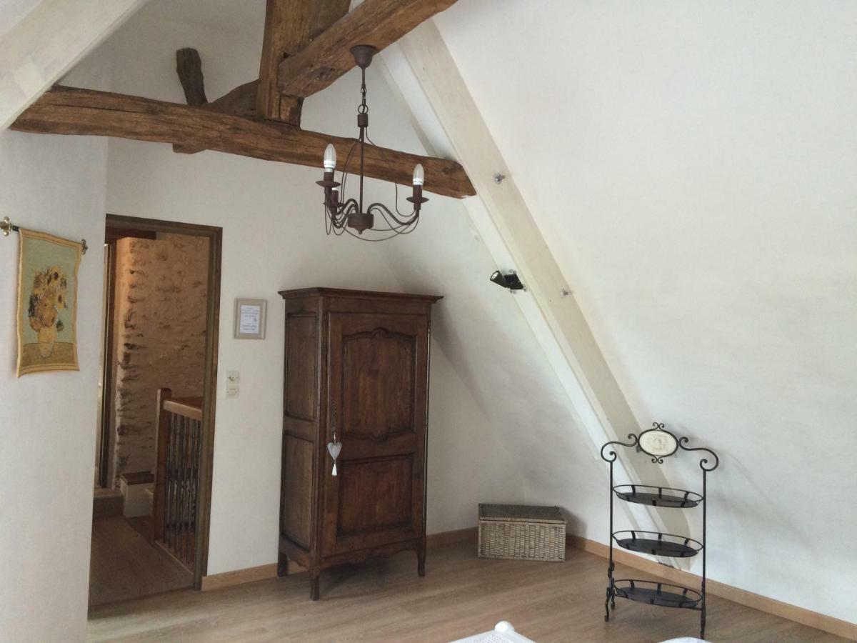 La Bihourderie Bed & Breakfast Azay-sur-Indre Exterior photo